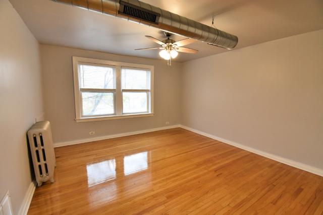 3434 West Irving Park Road, Unit 13 Chicago, IL 60618 - Photo 4 of 11