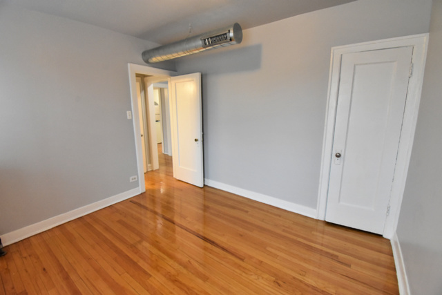 3434 West Irving Park Road, Unit 13 Chicago, IL 60618 - Photo 7 of 11