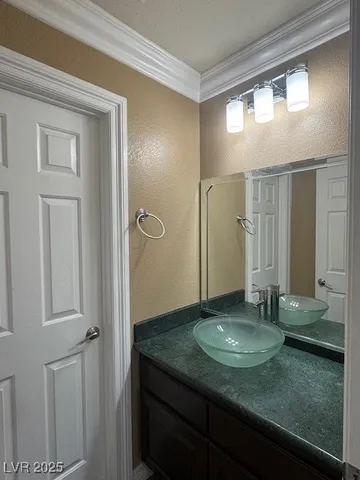 $2,150 | 9145 Sunken Meadow Avenue, Las Vegas, NV 89178