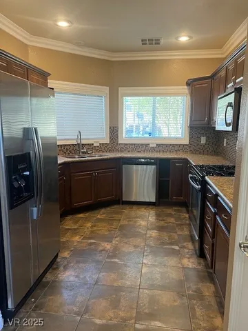 $2,150 | 9145 Sunken Meadow Avenue, Las Vegas, NV 89178