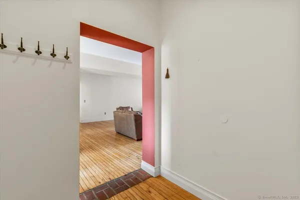 $2,700 | 196 Crown Street, Unit 310, New Haven, CT 06510