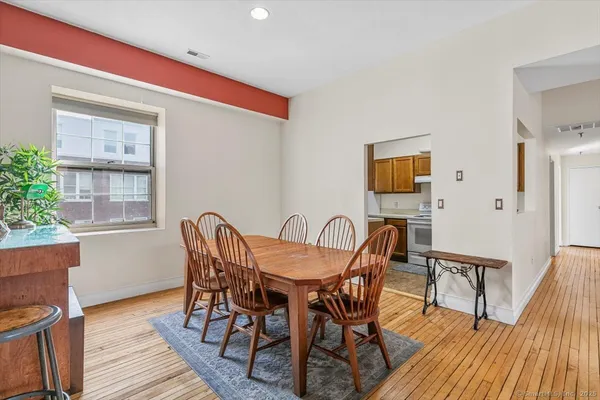 $2,700 | 196 Crown Street, Unit 310, New Haven, CT 06510