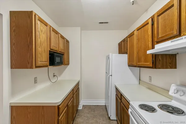 $2,700 | 196 Crown Street, Unit 310, New Haven, CT 06510