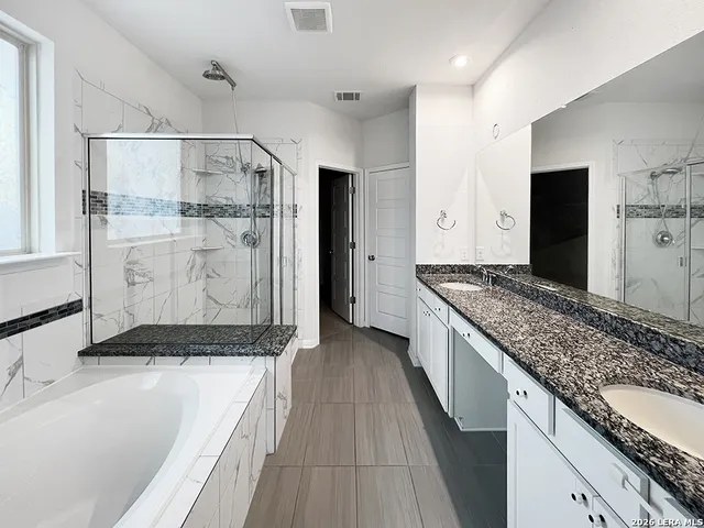 $2,850 | 2430 Castello Way, San Antonio, TX 78259