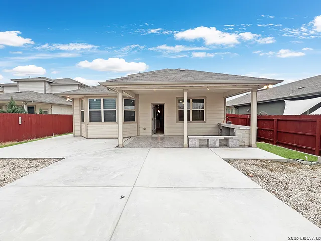 $2,850 | 2430 Castello Way, San Antonio, TX 78259