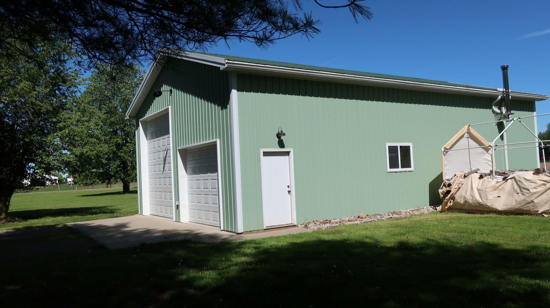 6350 Byron Road Howell, MI 48855 - Photo 30 of 33 28