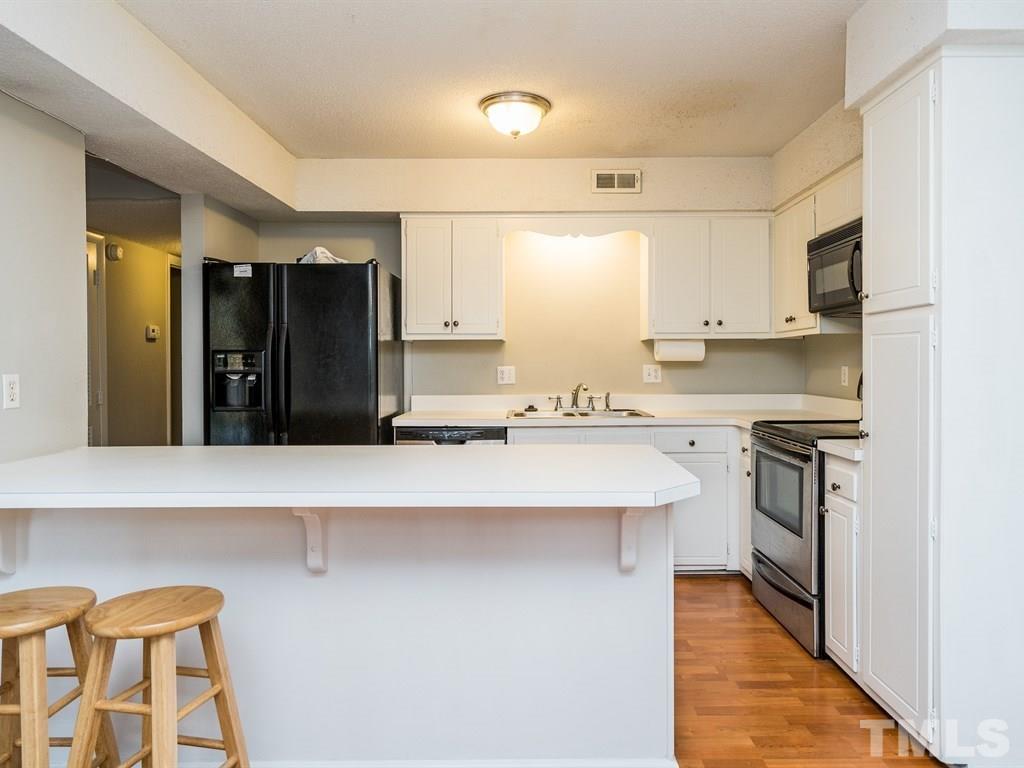 614 Pine Ridge Place, Unit 614 Raleigh, NC 27609 - Photo 9 of 21