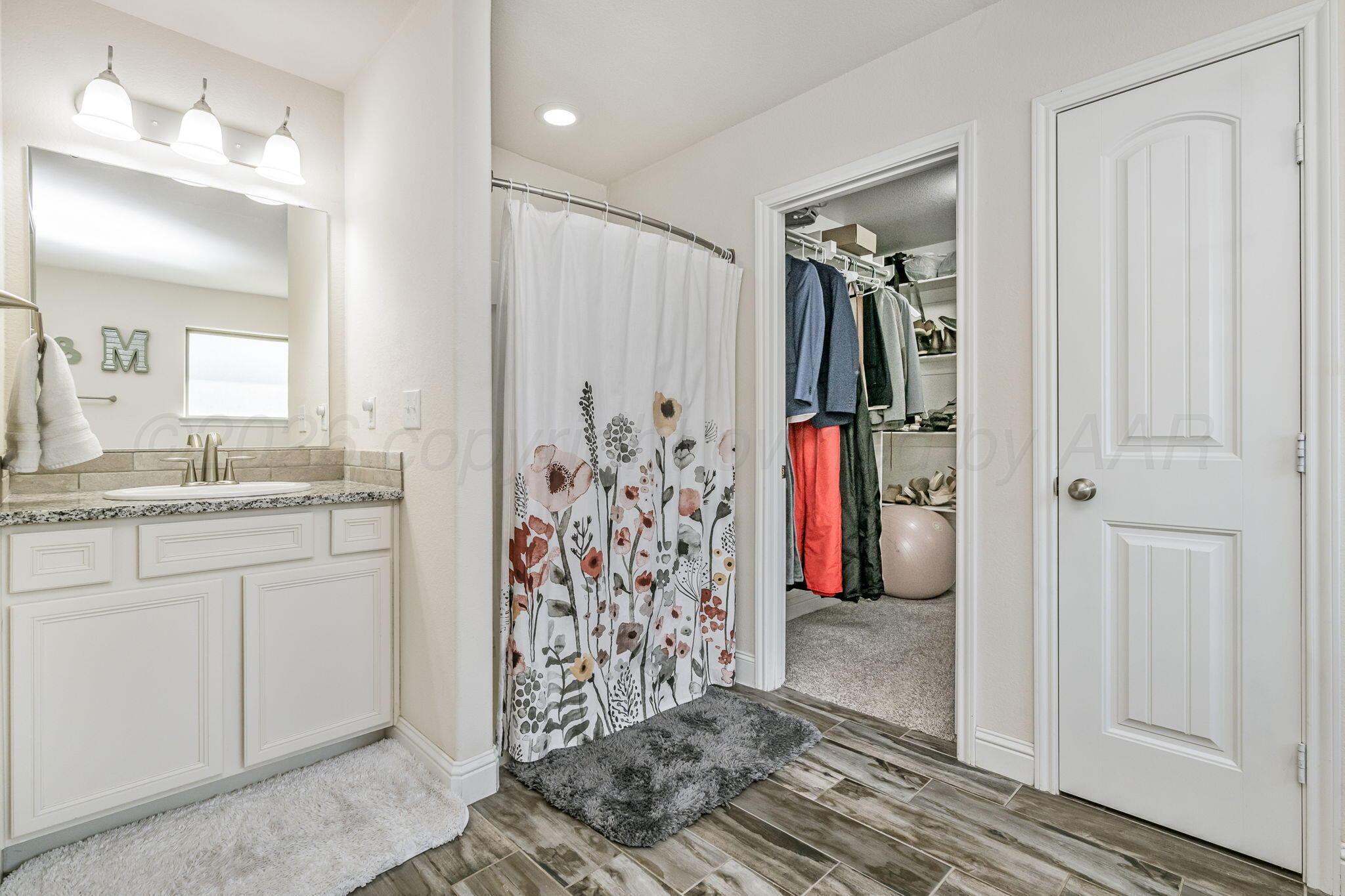 7302 Sinclair Street Amarillo, TX 79119 - Photo 13 of 21 Primary Bathroom, Walk in Shower