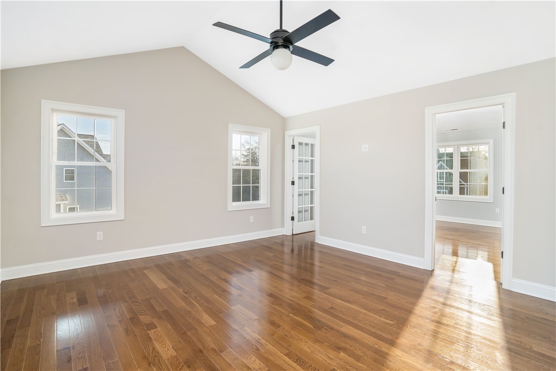 69 Cardinal Road Cranston, RI 02921 - Photo 16 of 17