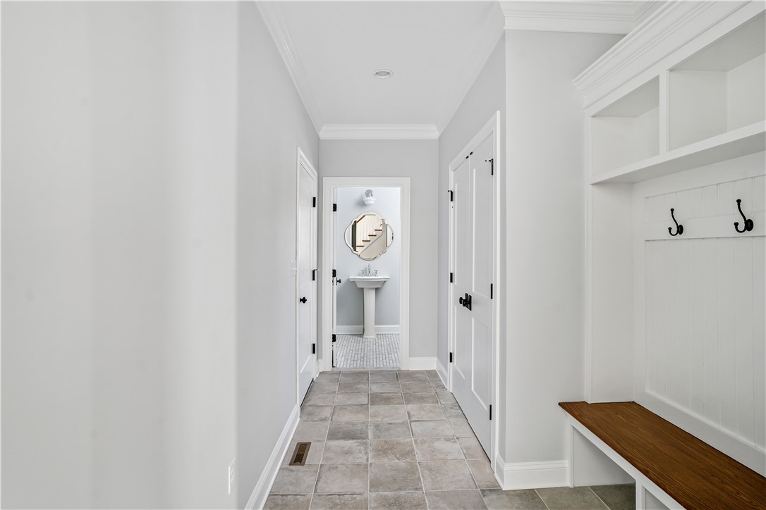 69 Cardinal Road Cranston, RI 02921 - Photo 17 of 17