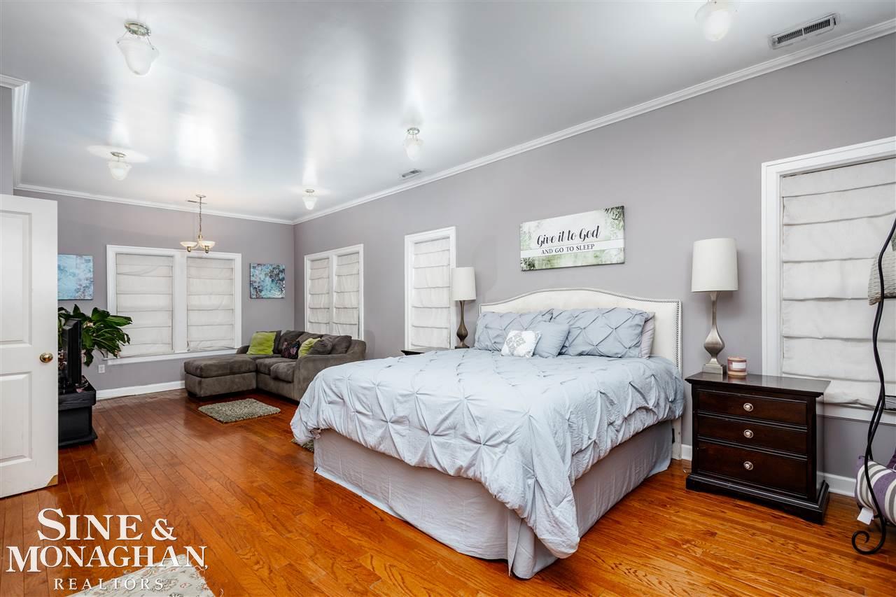 954 Barrington Road Grosse Pointe Park, MI 48230 - Photo 20 of 44