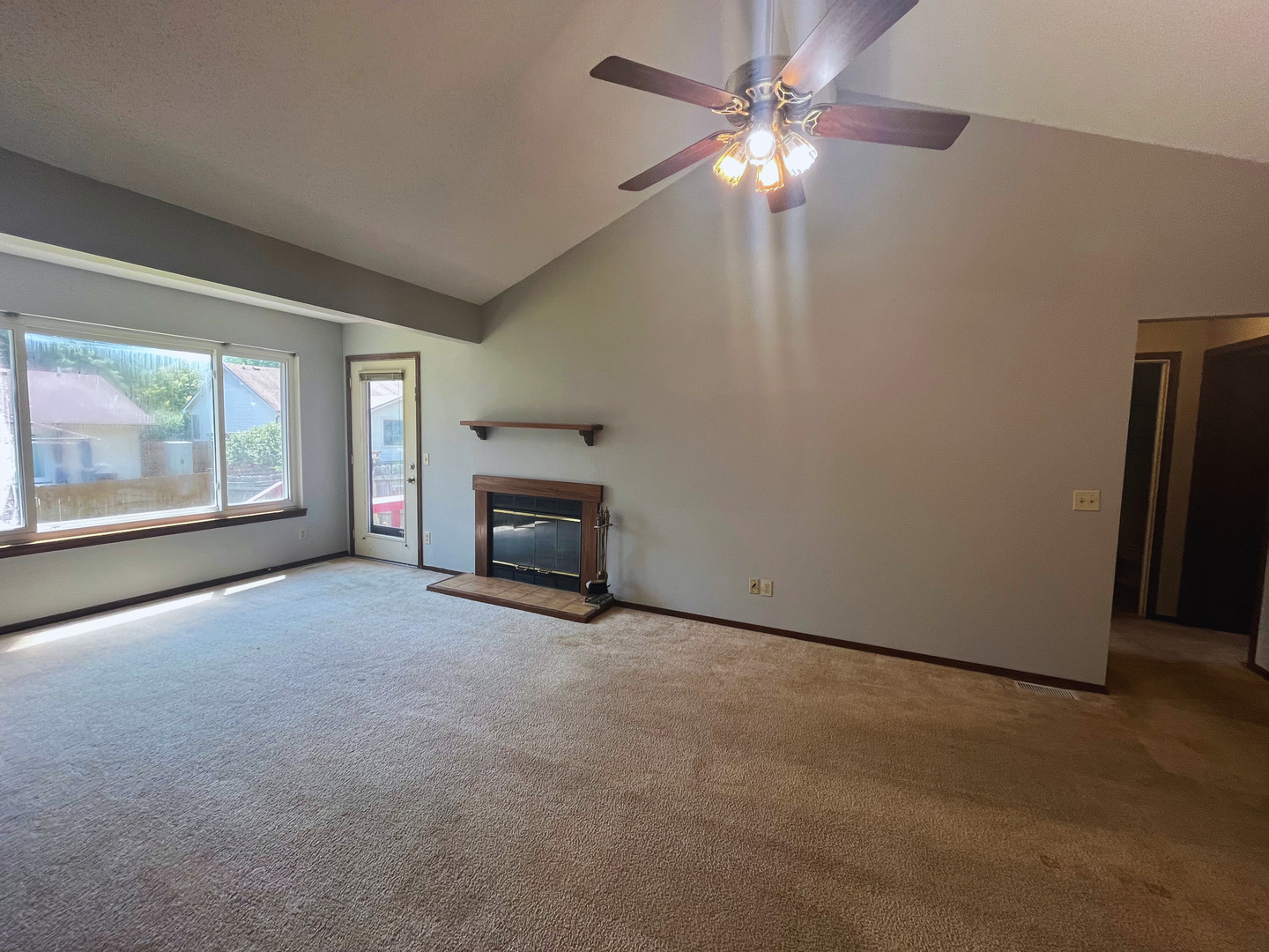 716 Higgins Road Champaign, IL 61822 - Photo 8 of 15 Gallery Image 8
