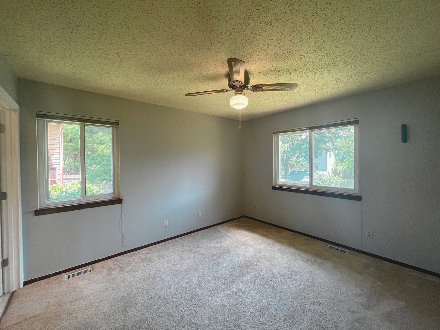 716 Higgins Road Champaign, IL 61822 - Photo 10 of 15 Gallery Image 10
