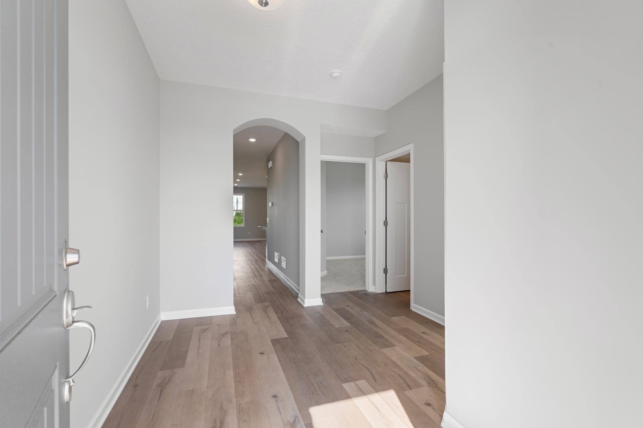 8017 Walnut Lane Hamel, MN 55340 - Photo 2 of 22