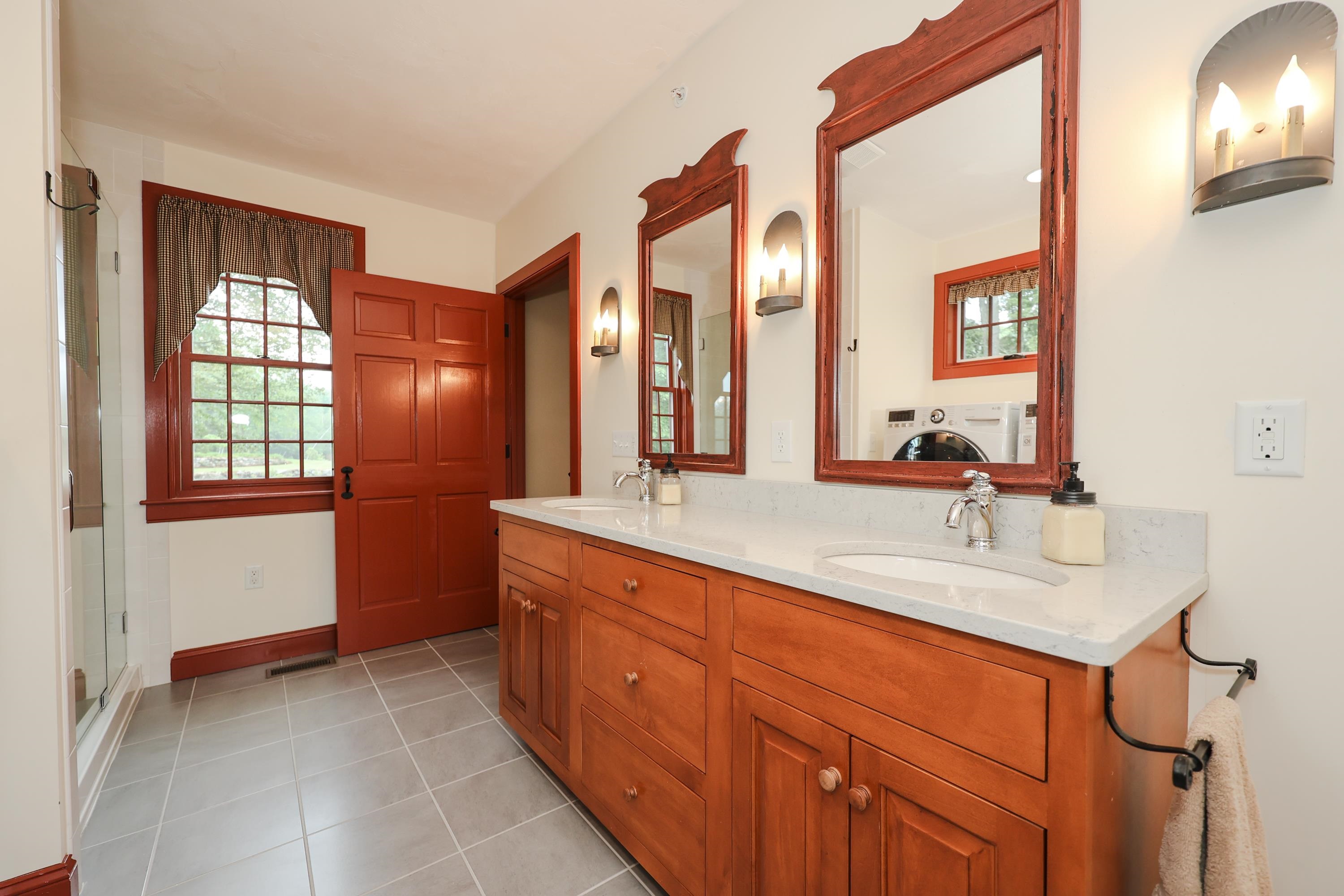 37 Shetland Road Chester, NH 03036 - Photo 14 of 34
