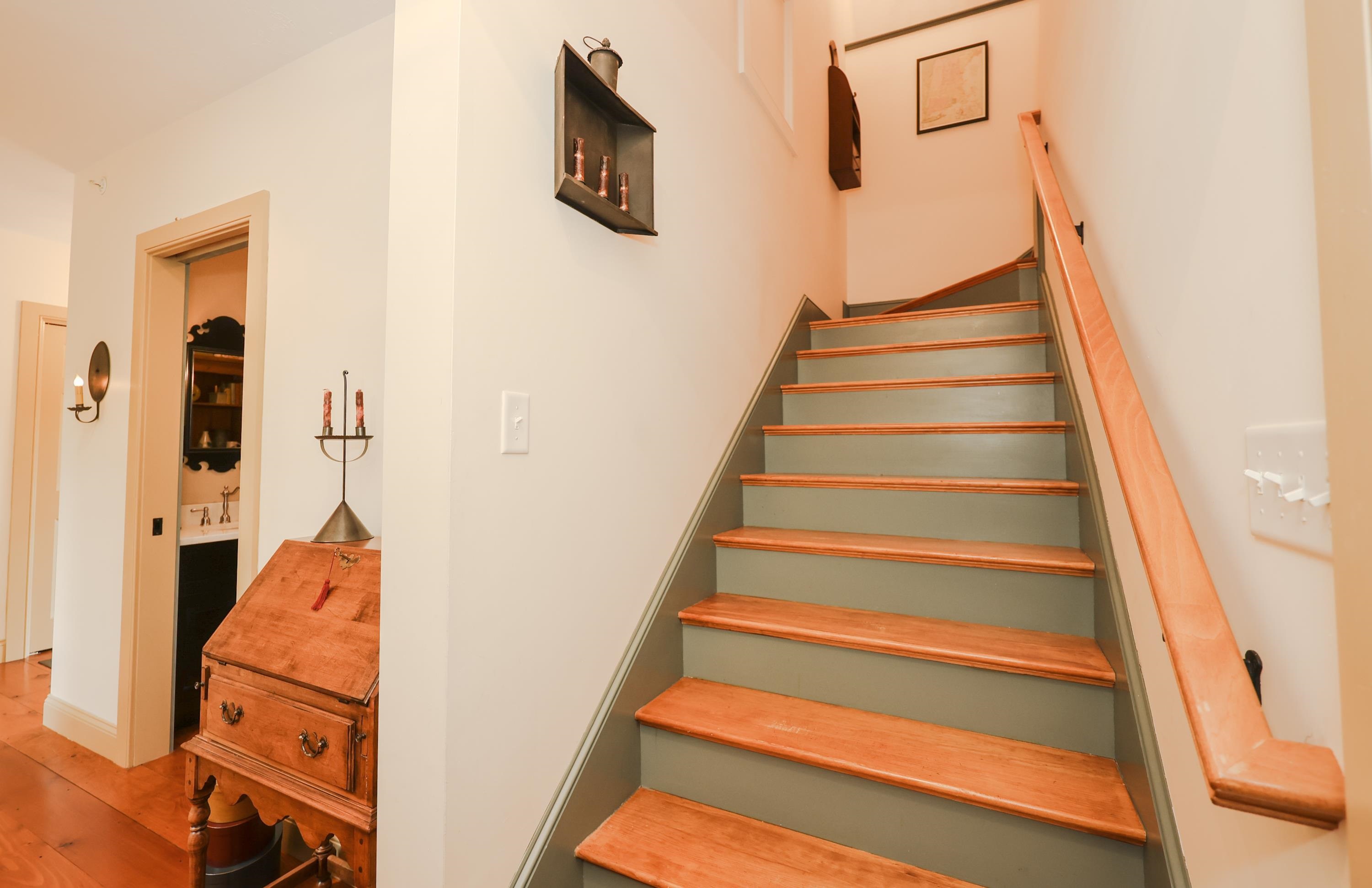 37 Shetland Road Chester, NH 03036 - Photo 23 of 34