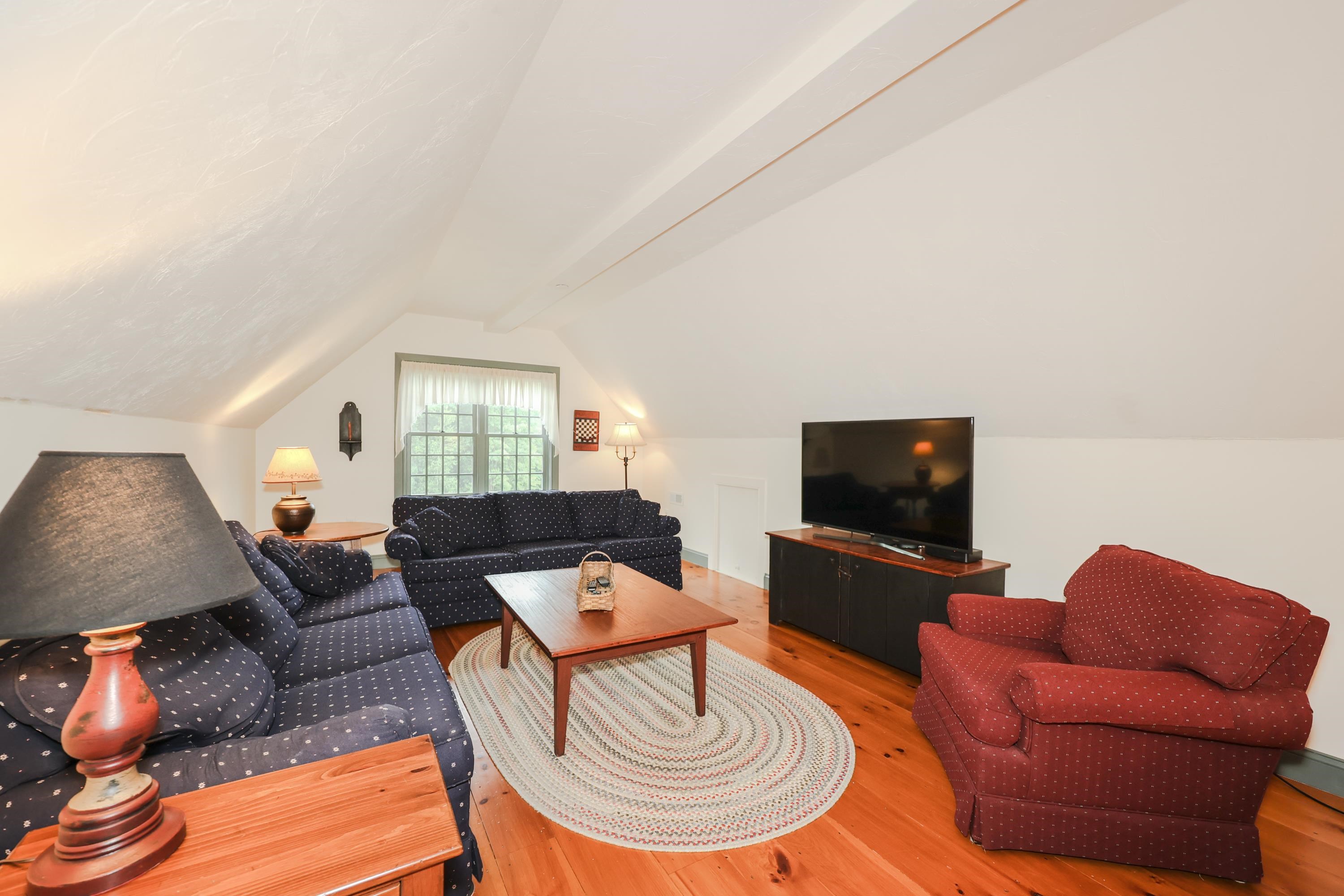 37 Shetland Road Chester, NH 03036 - Photo 25 of 34