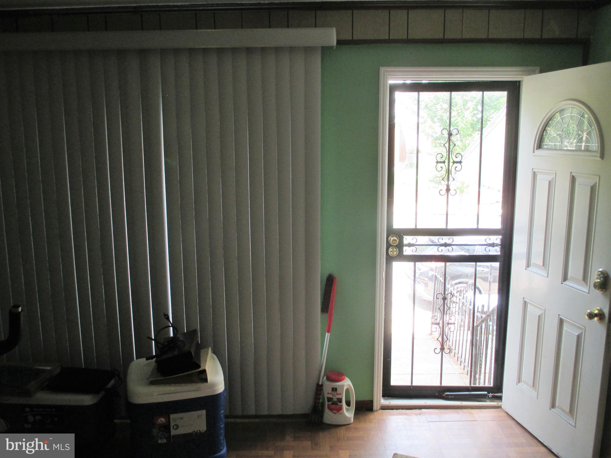 1222 Marlyn Road Philadelphia, PA 19151 - Photo 18 of 21 Enclosed Porch