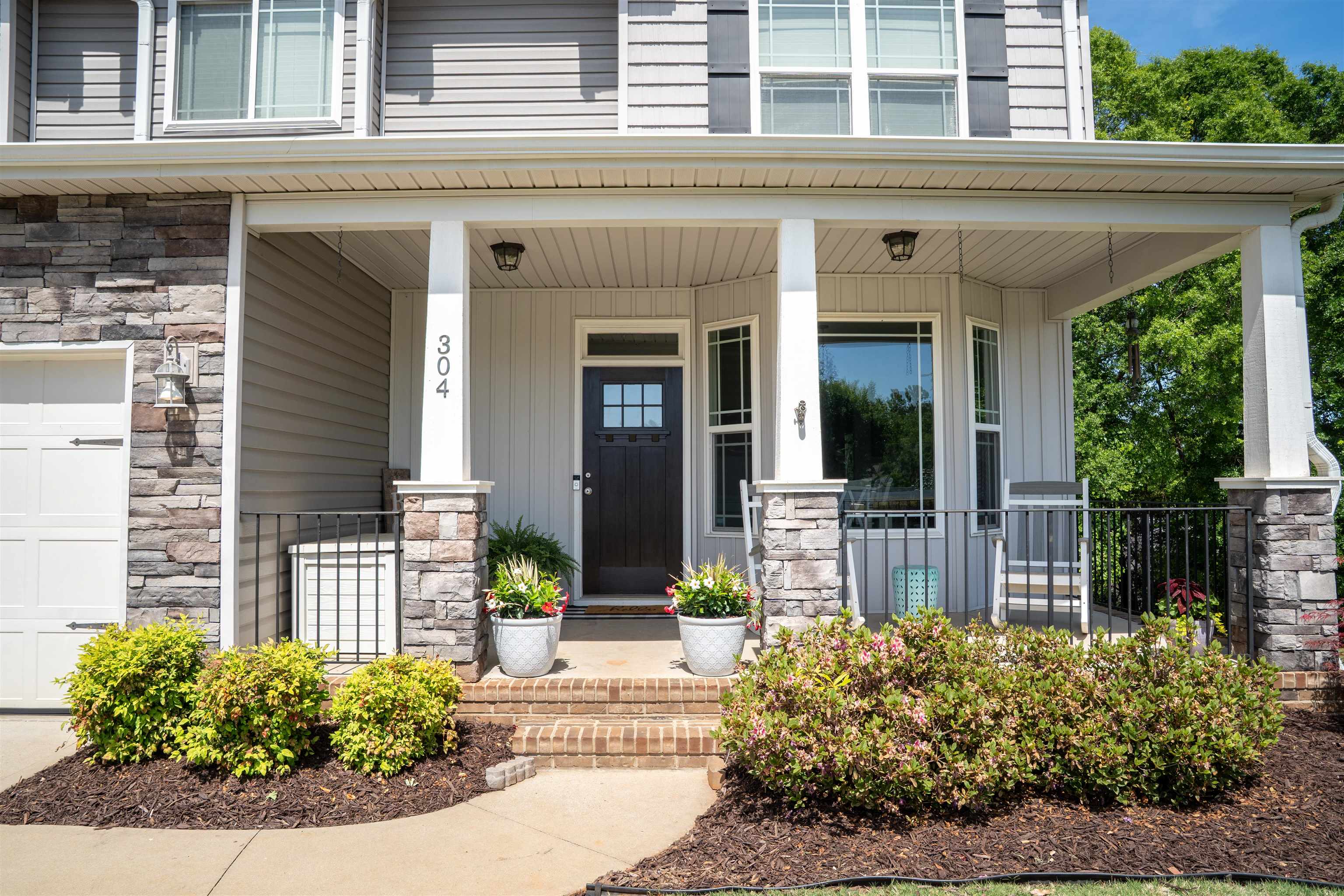 304 Grayson Drive Moore, SC 29369 - Photo 5 of 49