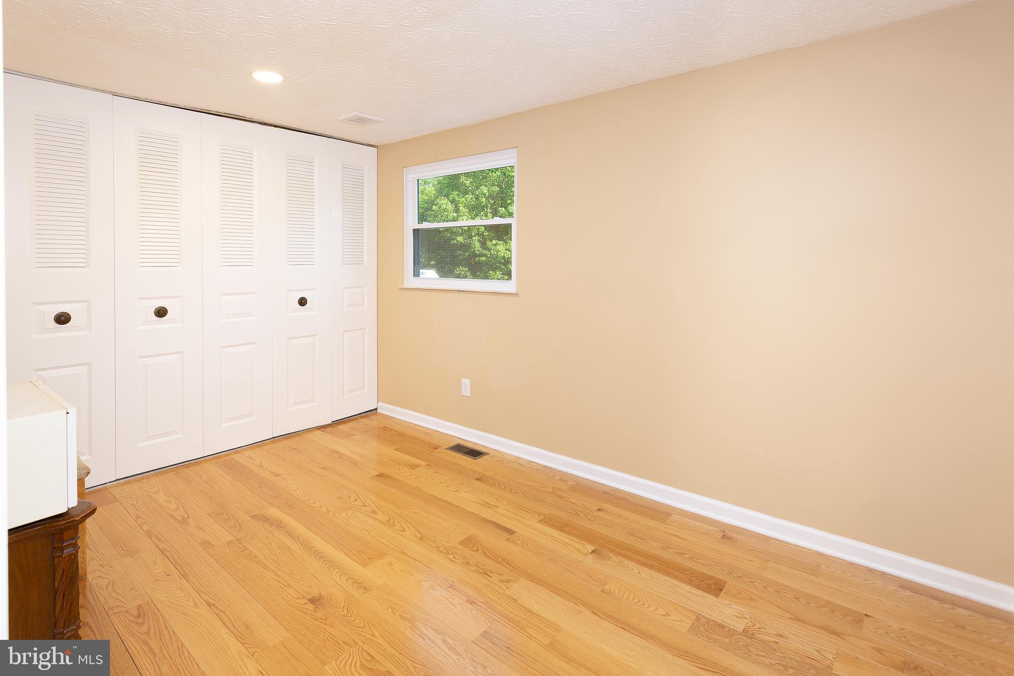 8333 Brookvale Court Springfield, VA 22153 - Photo 17 of 46 Bedroom 2