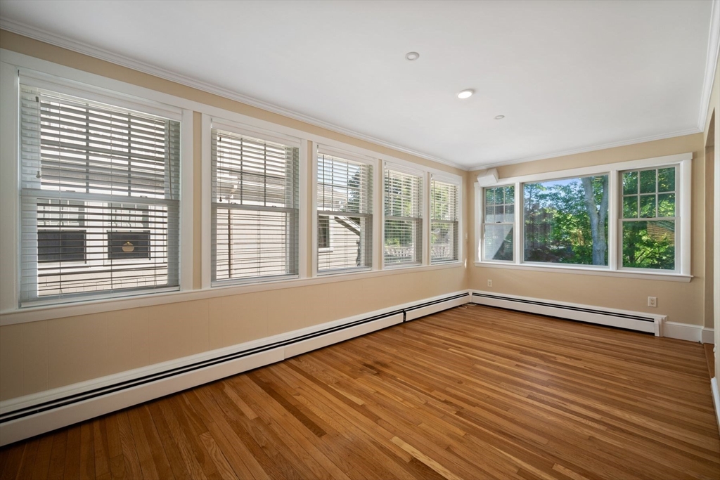 32 Pilgrim Road Marblehead, MA 01945 - Photo 18 of 38