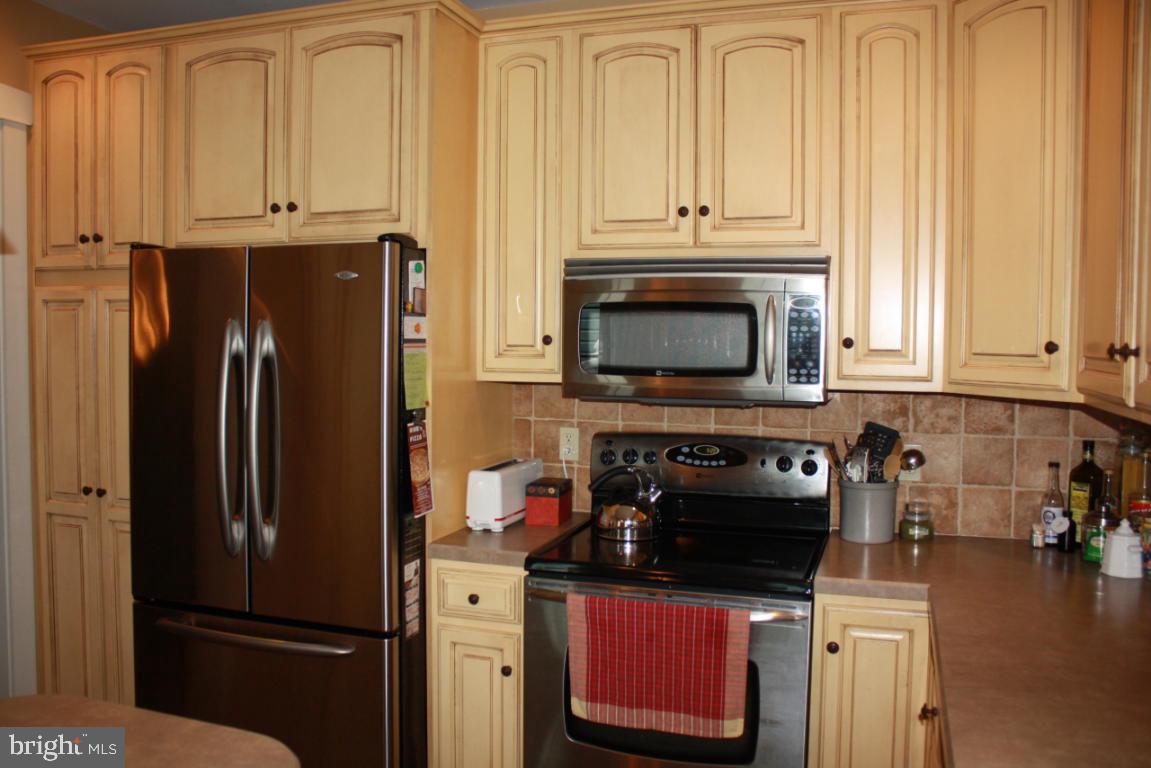 107 North Cedar Street Lititz, PA 17543 - Photo 8 of 30