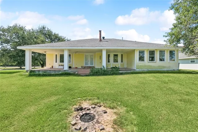 $1,975 | 20543 Old Spanish Trail, New Orleans, LA 70129