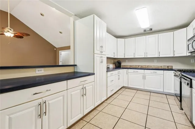 $1,975 | 20543 Old Spanish Trail, New Orleans, LA 70129