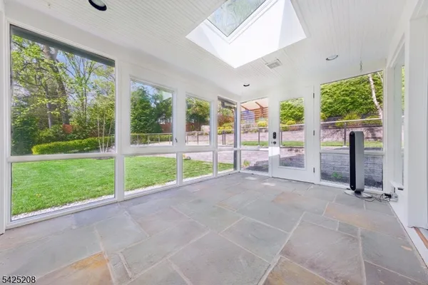 $13,000 | 293 Wyoming Avenue, Maplewood, NJ 07040