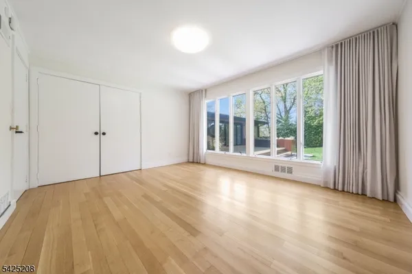 $13,000 | 293 Wyoming Avenue, Maplewood, NJ 07040