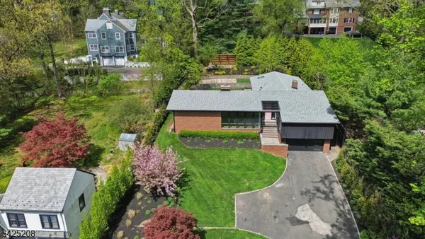 $13,000 | 293 Wyoming Avenue, Maplewood, NJ 07040