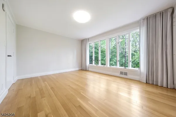 $13,000 | 293 Wyoming Avenue, Maplewood, NJ 07040