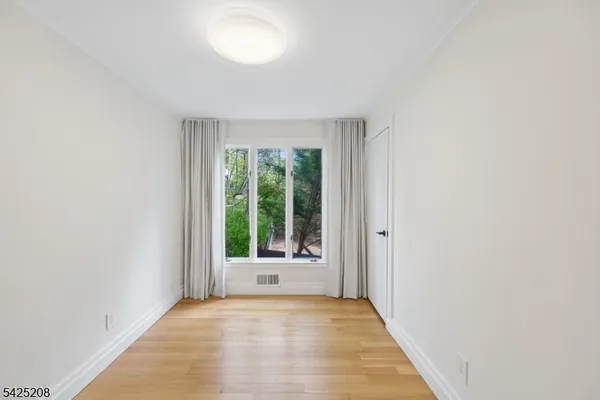 $13,000 | 293 Wyoming Avenue, Maplewood, NJ 07040