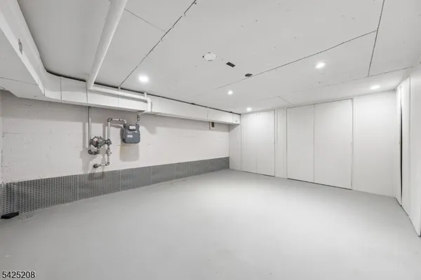 $13,000 | 293 Wyoming Avenue, Maplewood, NJ 07040