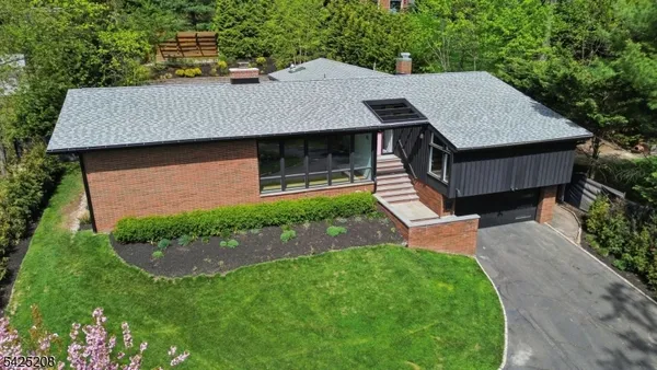 $13,000 | 293 Wyoming Avenue, Maplewood, NJ 07040