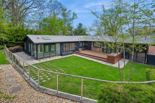 $13,000 | 293 Wyoming Avenue, Maplewood, NJ 07040