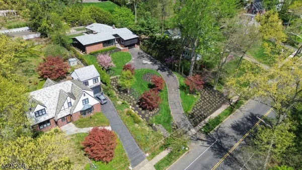 $13,000 | 293 Wyoming Avenue, Maplewood, NJ 07040