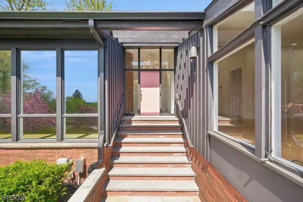 $13,000 | 293 Wyoming Avenue, Maplewood, NJ 07040