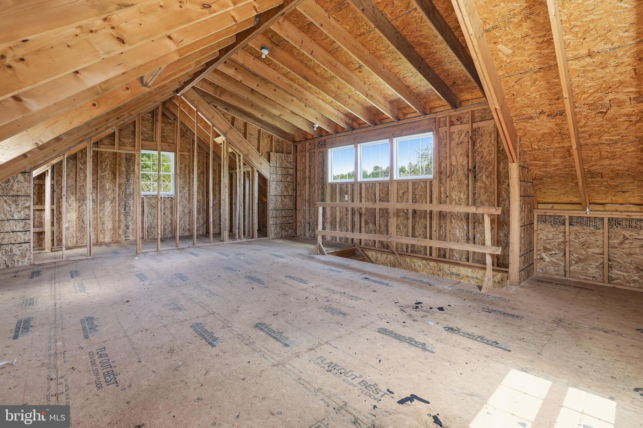17781 Roxbury Hall Road Leesburg, VA 20175 - Photo 83 of 107 Upper loft area above 3-car garage