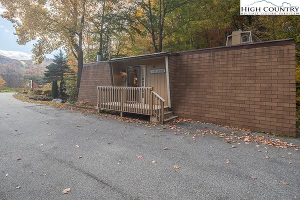 $199,000 | 21 Creekside Drive, Unit A, Banner Elk, NC 28604