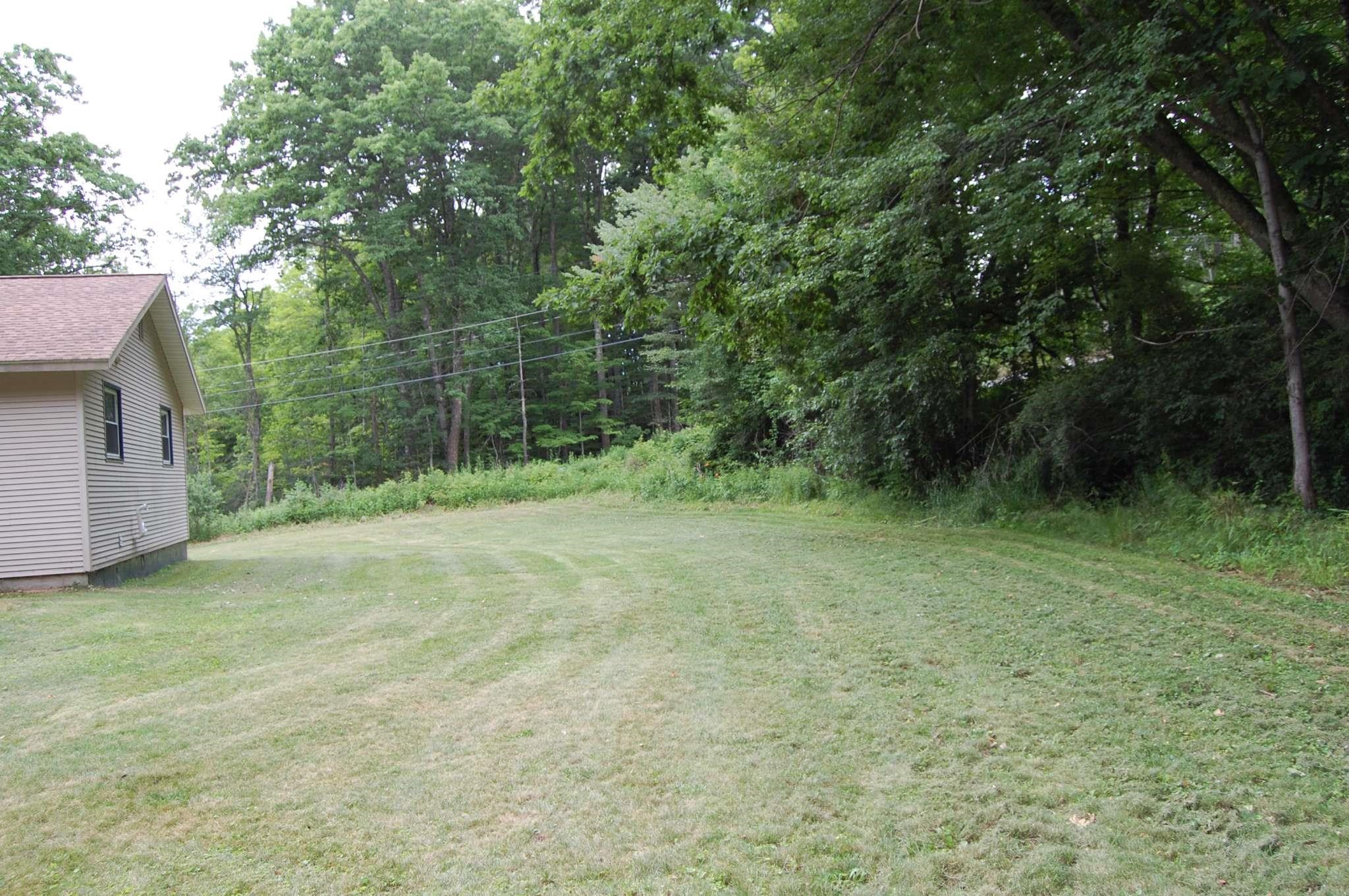 416 Page Road Bow, NH 03304 - Photo 4 of 9