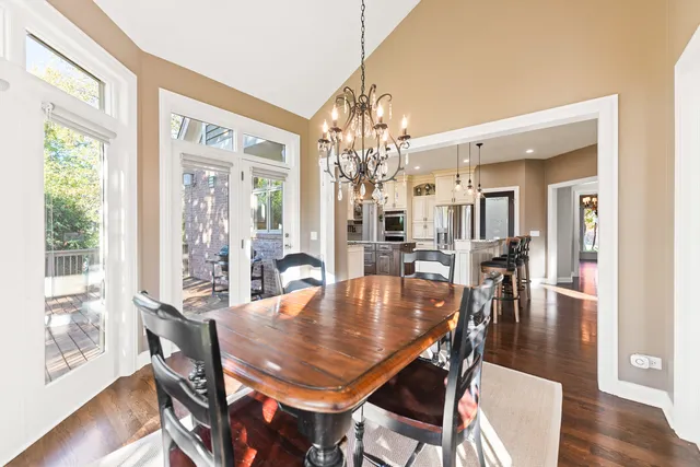 $1,000,000 | 3N808 John Greenleaf Whittier Place, St. Charles, IL 60175