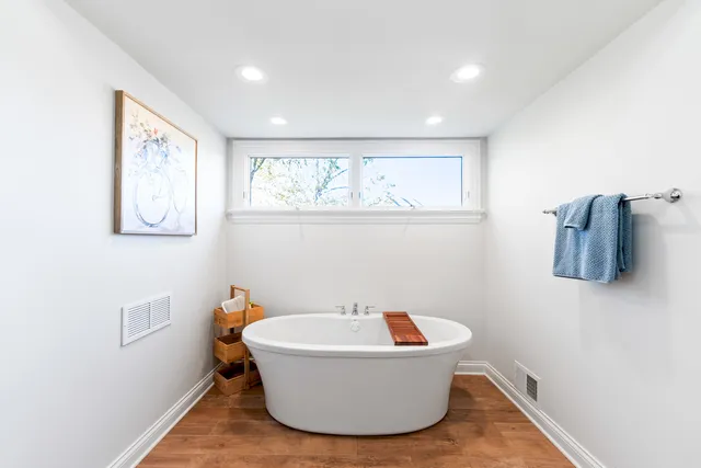 $1,000,000 | 3N808 John Greenleaf Whittier Place, St. Charles, IL 60175