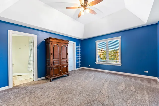 $1,000,000 | 3N808 John Greenleaf Whittier Place, St. Charles, IL 60175