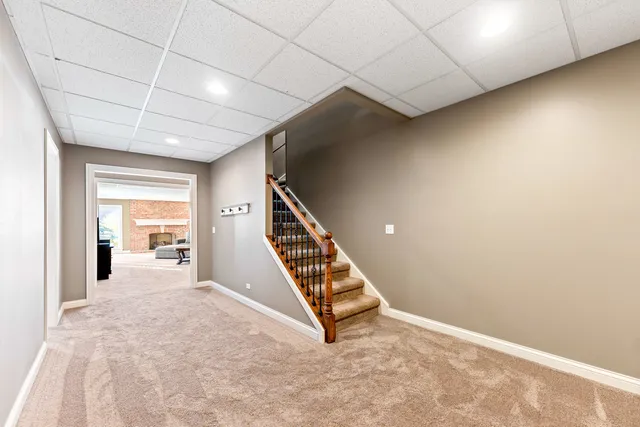 $1,000,000 | 3N808 John Greenleaf Whittier Place, St. Charles, IL 60175