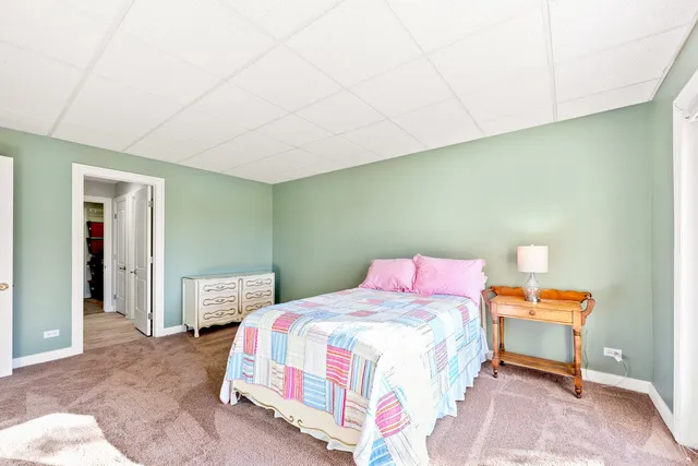 $1,000,000 | 3N808 John Greenleaf Whittier Place, St. Charles, IL 60175