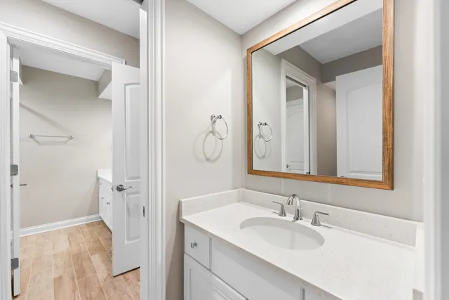 $1,000,000 | 3N808 John Greenleaf Whittier Place, St. Charles, IL 60175