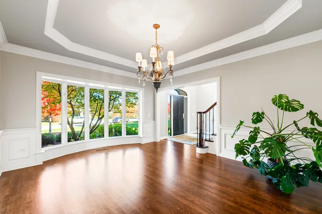 $1,000,000 | 3N808 John Greenleaf Whittier Place, St. Charles, IL 60175