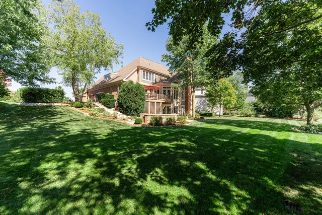 $1,000,000 | 3N808 John Greenleaf Whittier Place, St. Charles, IL 60175