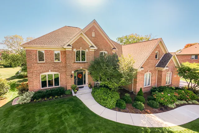 $1,000,000 | 3N808 John Greenleaf Whittier Place, St. Charles, IL 60175